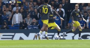 1745667967334012063.gif chel eve 1.gif