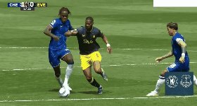 1745668875042016928.gif chel eve 2.gif