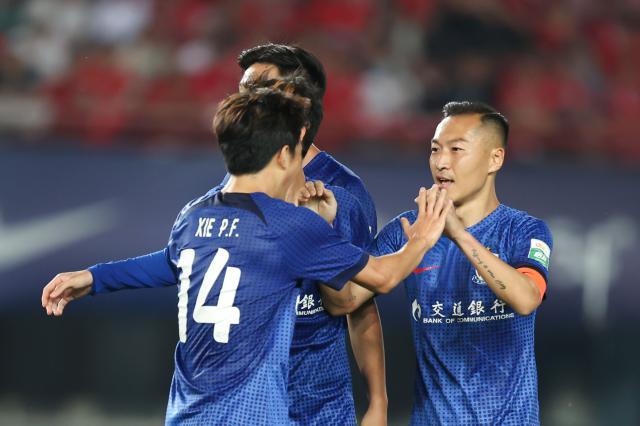 【中超】谢鹏飞吴曦破门王金帅失误 河南1比2申花